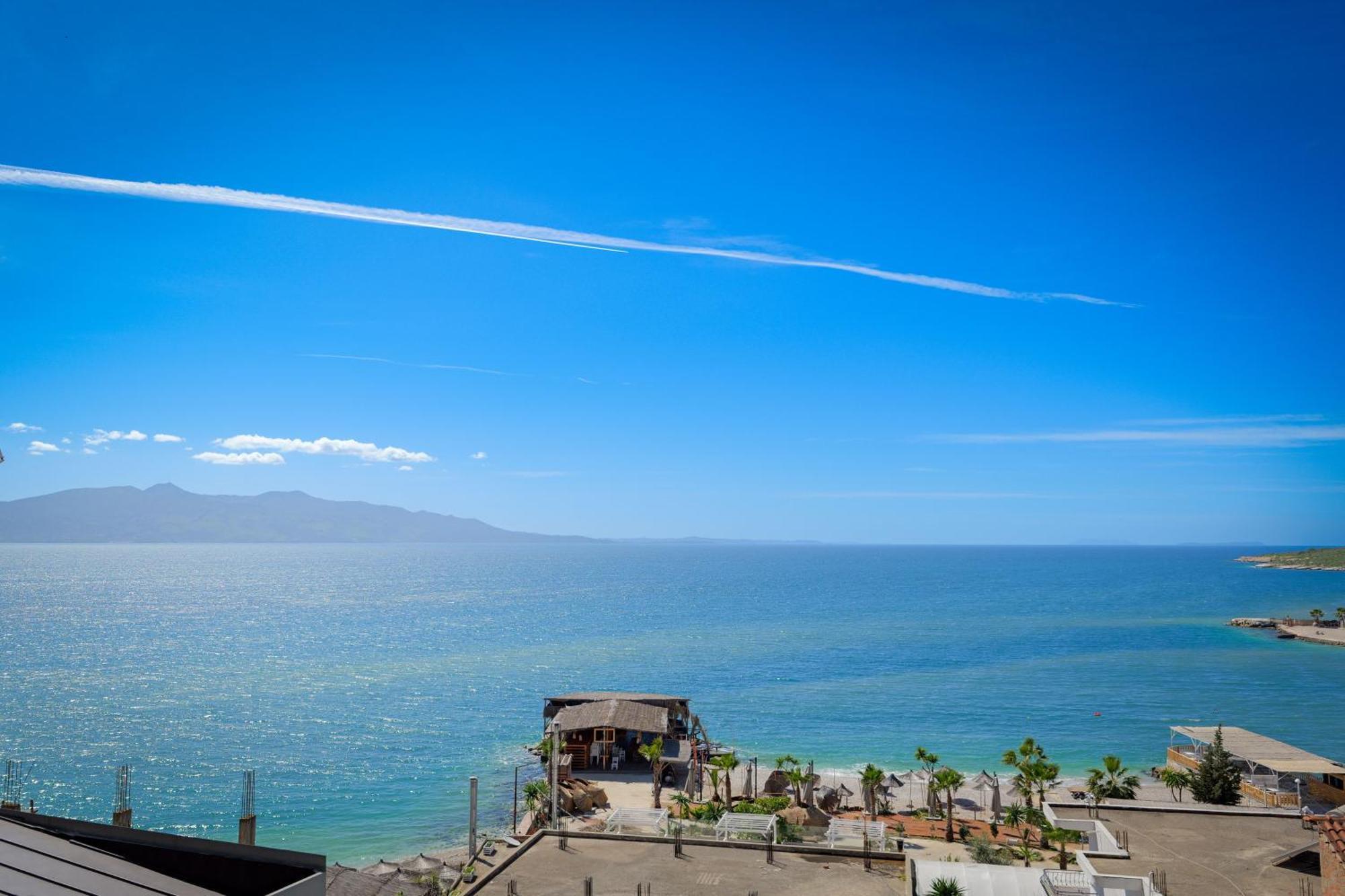 Villa Xika Sarandë エクステリア 写真