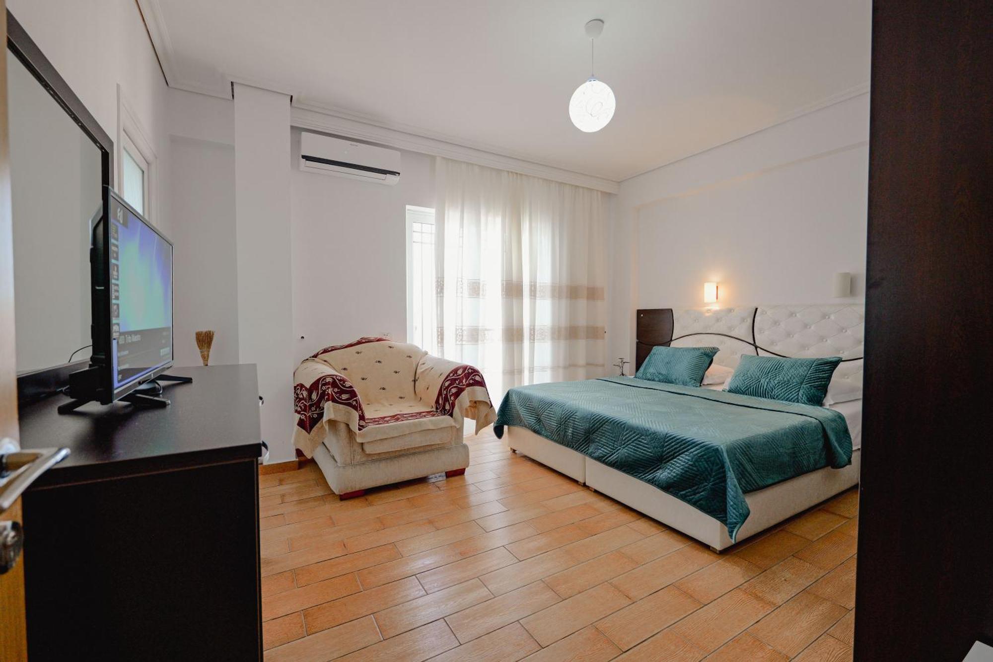 Villa Xika Sarandë エクステリア 写真