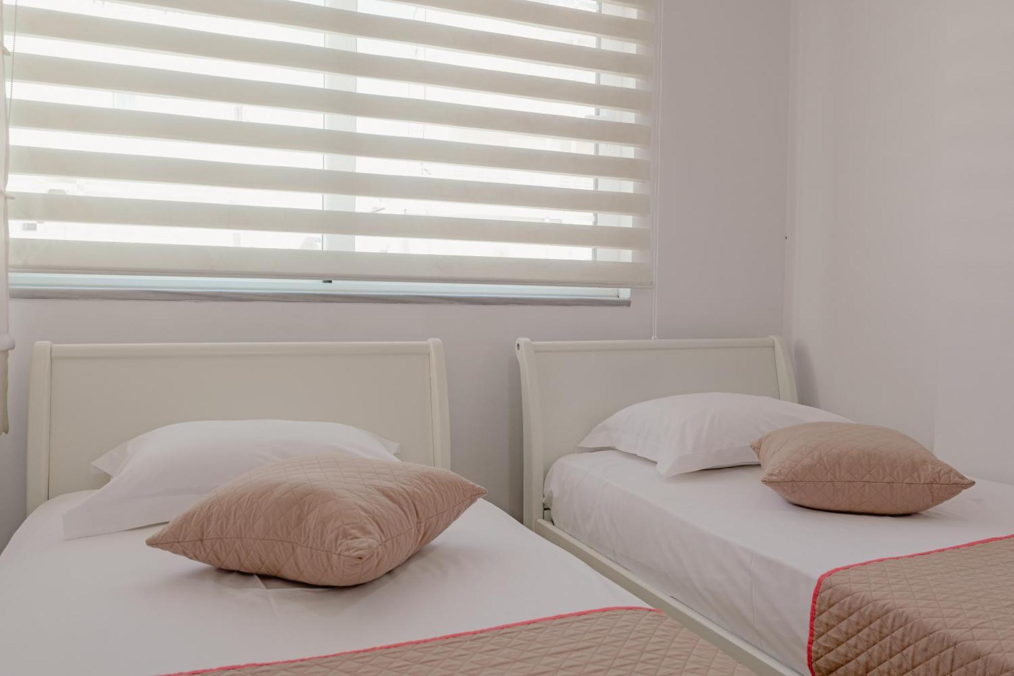 Villa Xika Sarandë エクステリア 写真