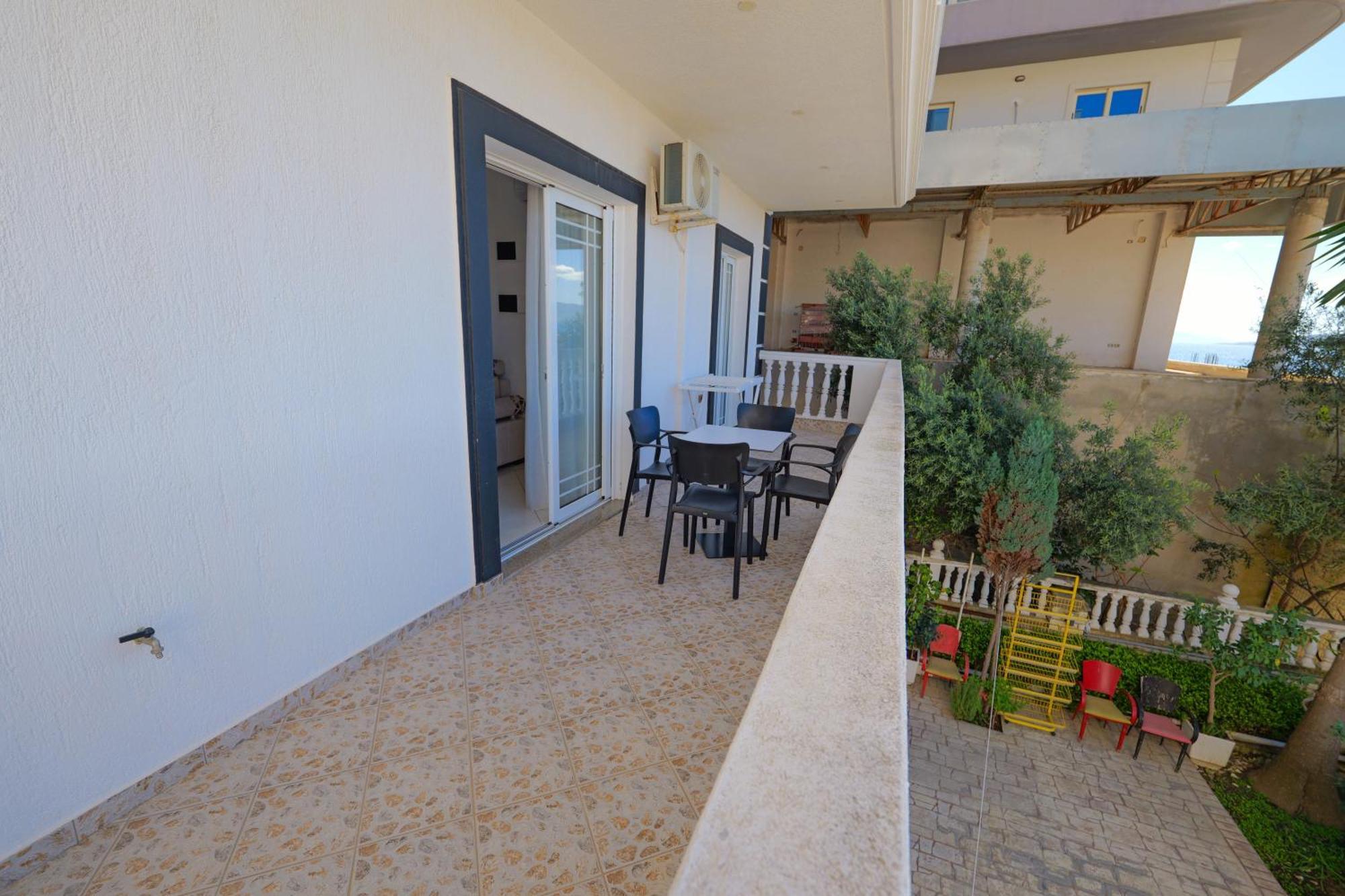 Villa Xika Sarandë エクステリア 写真