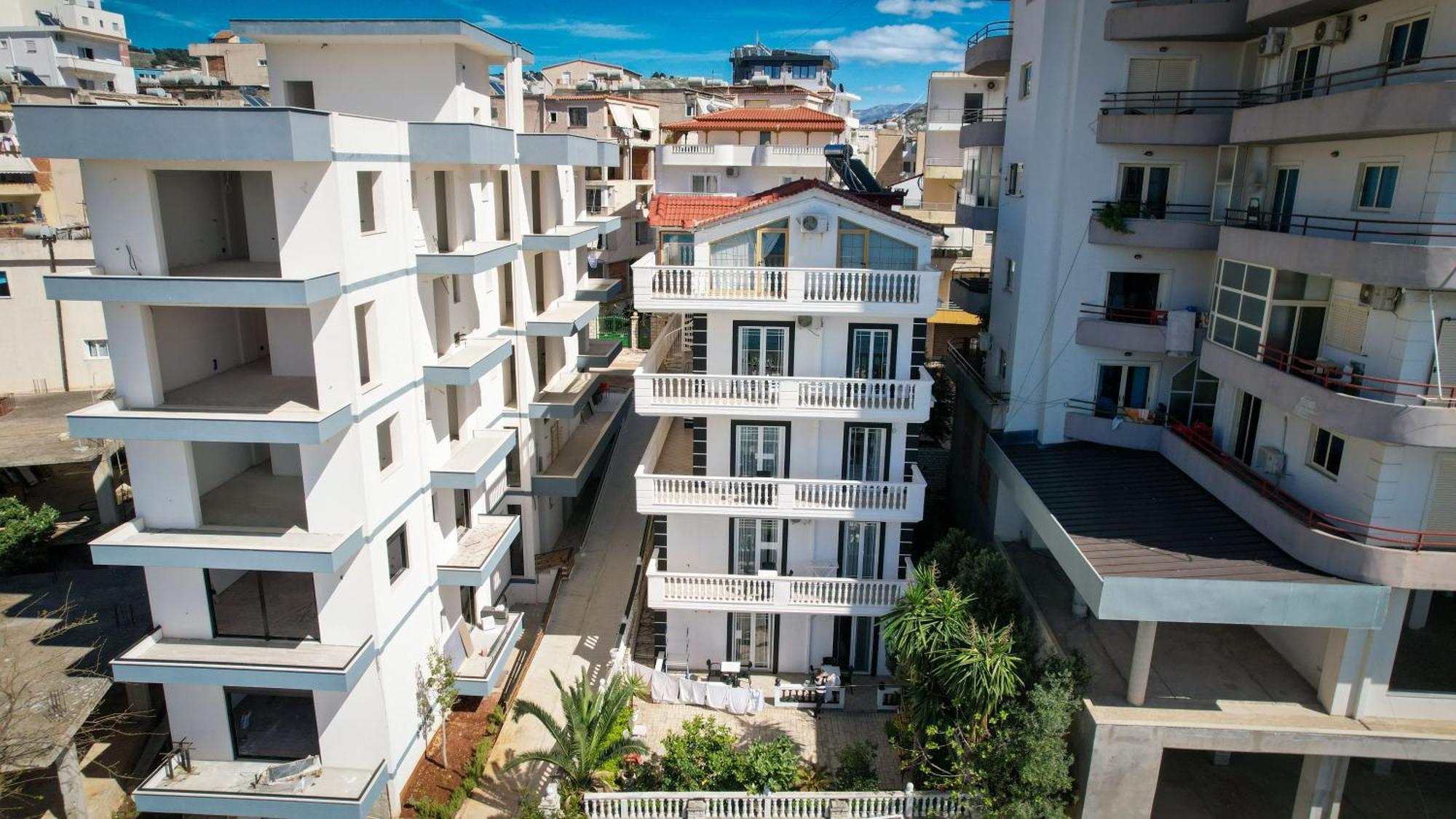 Villa Xika Sarandë エクステリア 写真