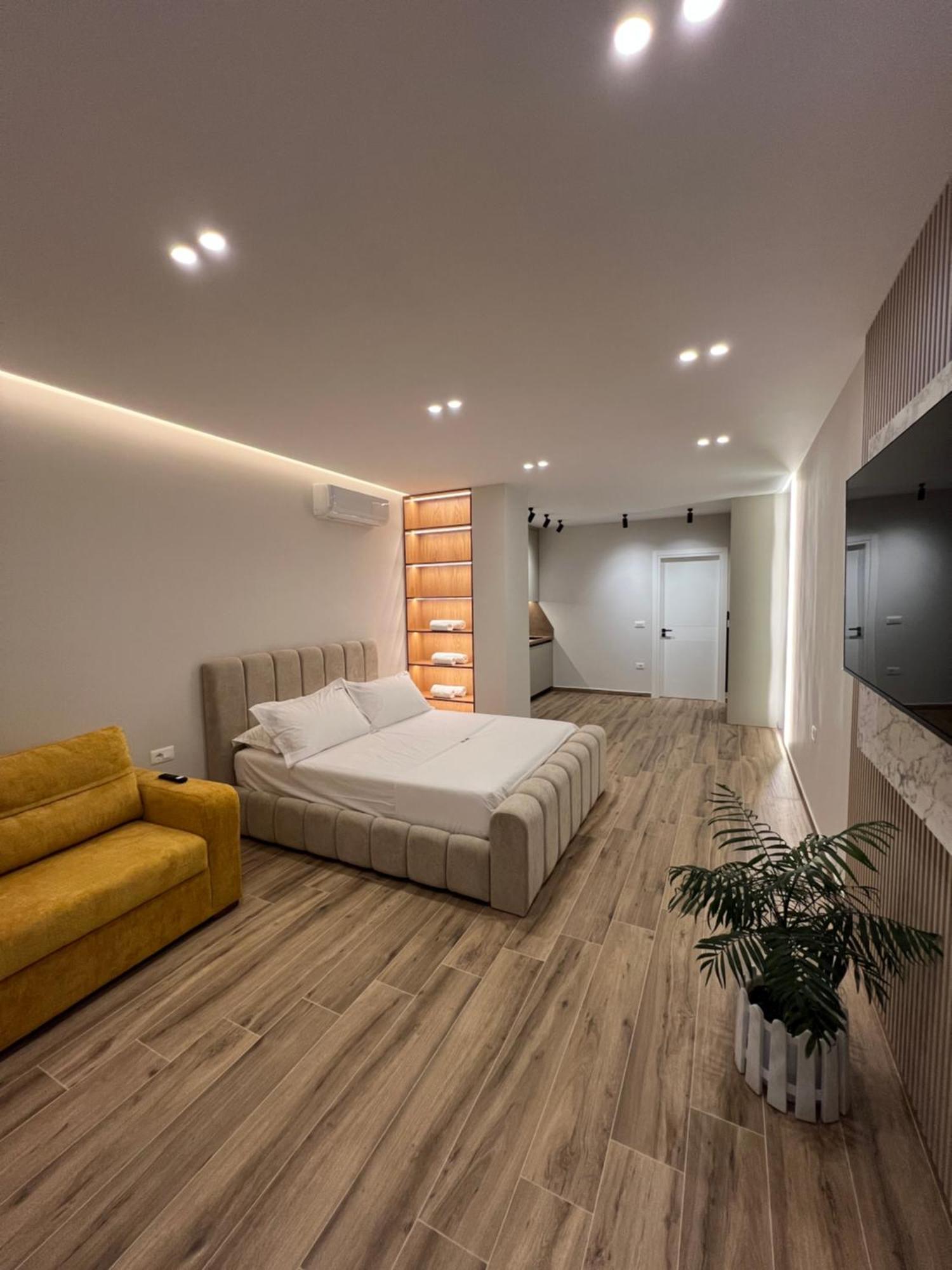 Villa Xika Sarandë エクステリア 写真