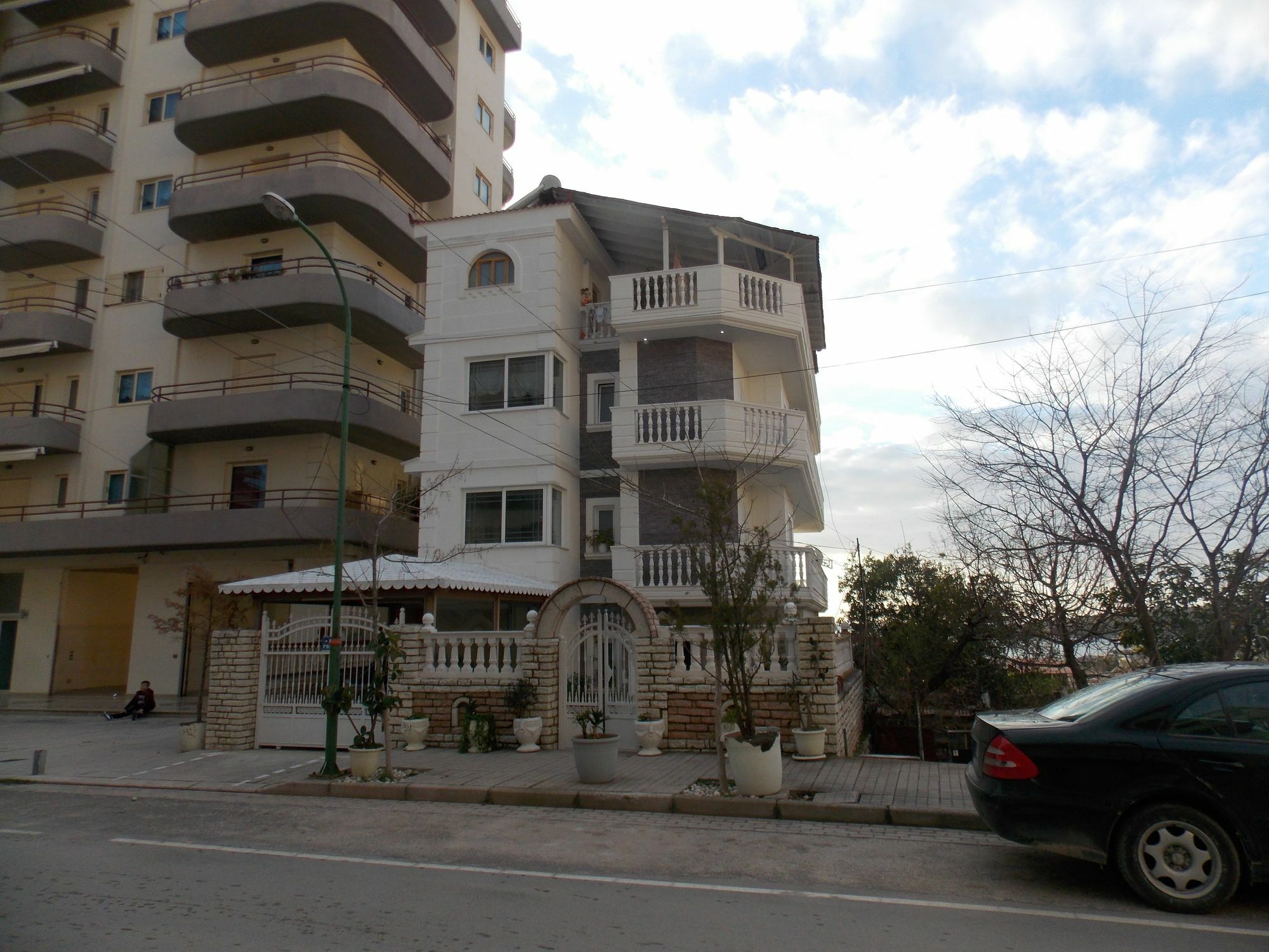 Villa Xika Sarandë エクステリア 写真