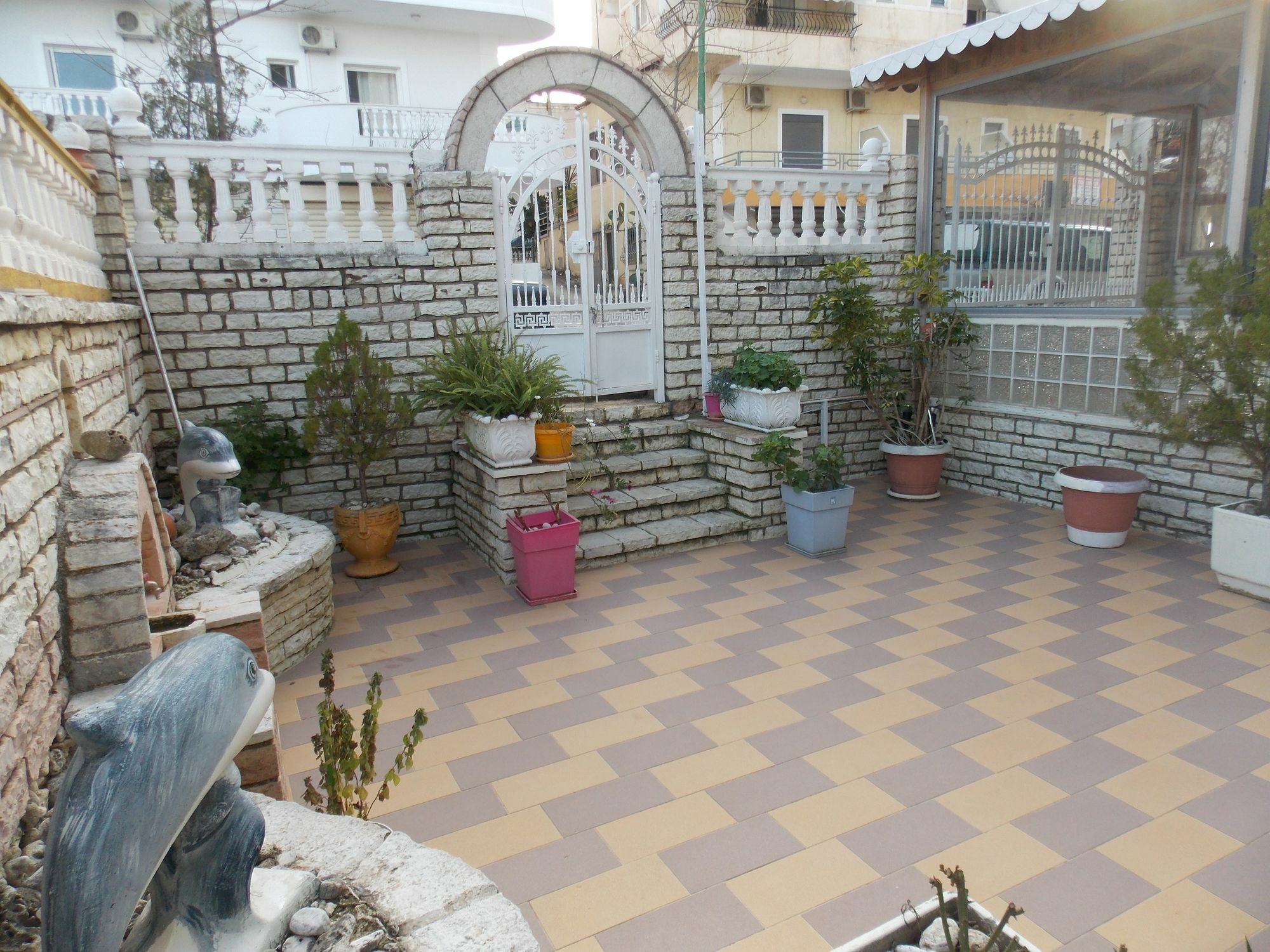 Villa Xika Sarandë エクステリア 写真